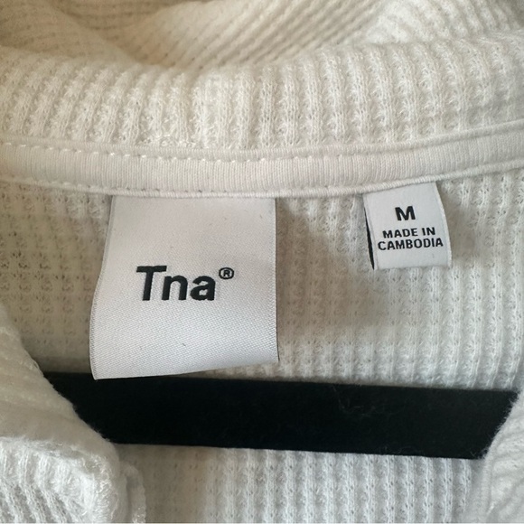 ARITZIA-TNA Waffle Zip Hoodie In White (Size: Medium) - Picture 12 of 12